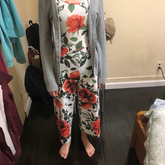NEW Petite Floral Jumpsuit - Picture 5 of 7